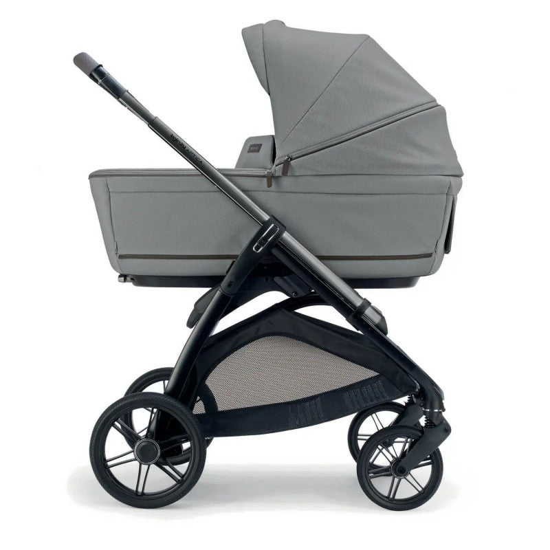 Trio Inglesina Aptica Crystal Grey - Darwin Infant Recline - 4